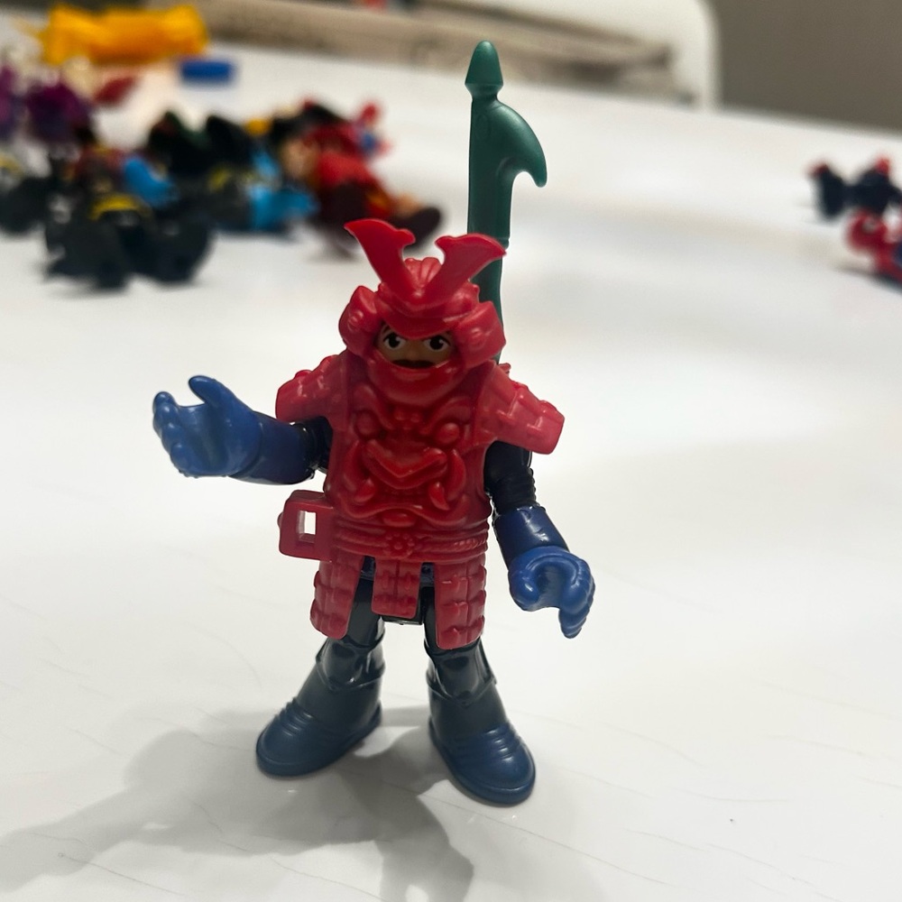 Fisher-Price Imaginext Samurai Ninja Warrior action figure